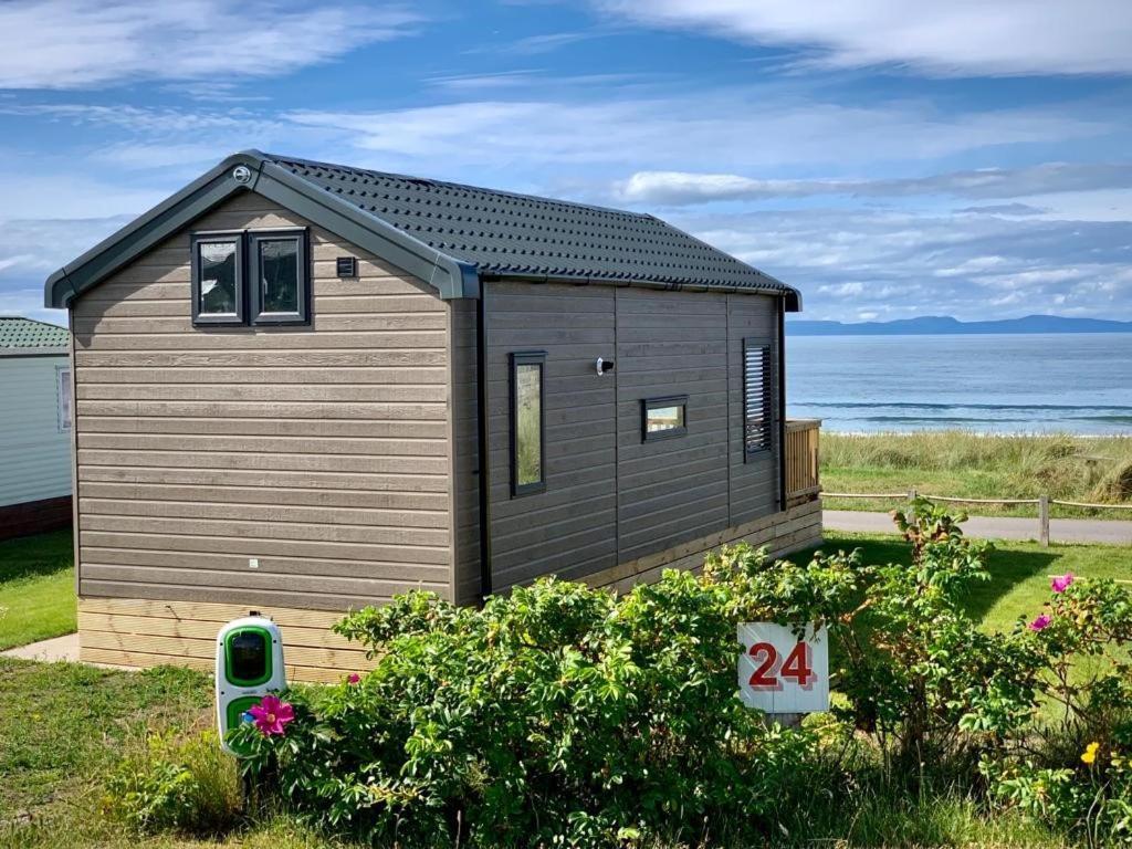 Beach Front Lodge Hopeman Экстерьер фото